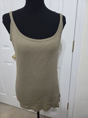 Everyday Scoop Neck Ribbed Tank Top - Olive